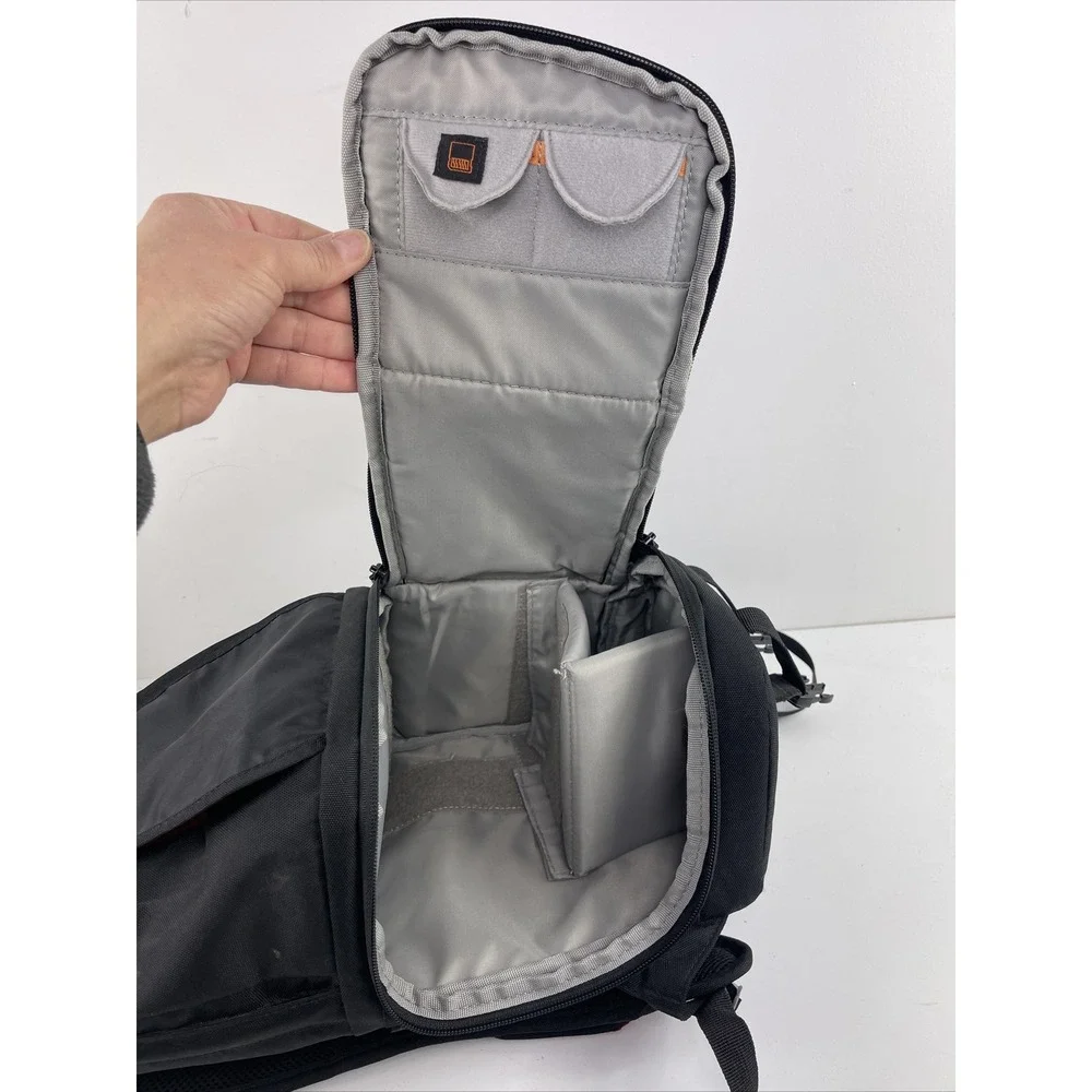 Lowepro Fastpack 100 Black and Red‎ Camera Backpack Bag EXCELLENT conditon